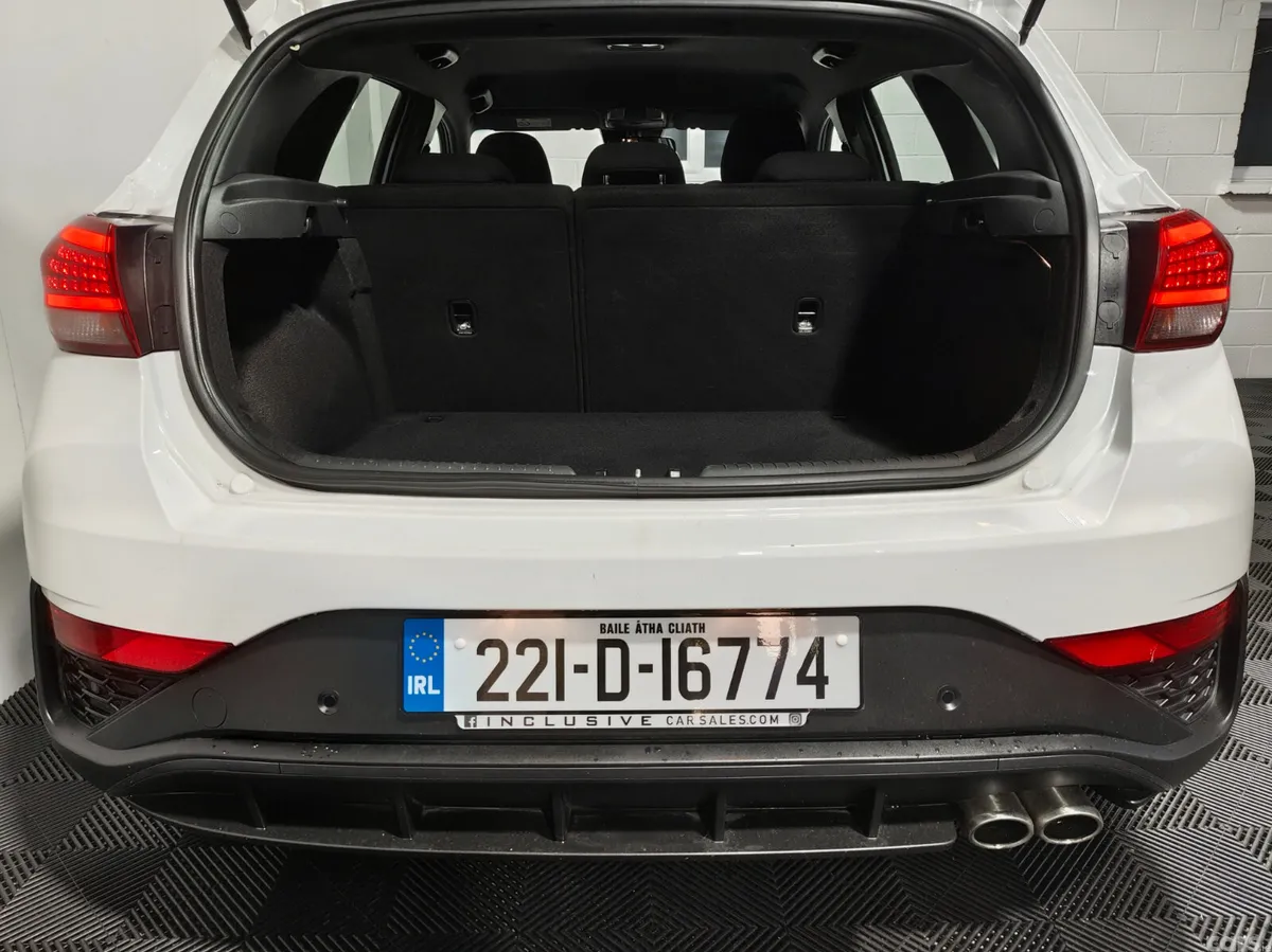 Hyundai i30 Hatchback, Petrol, 2022, White