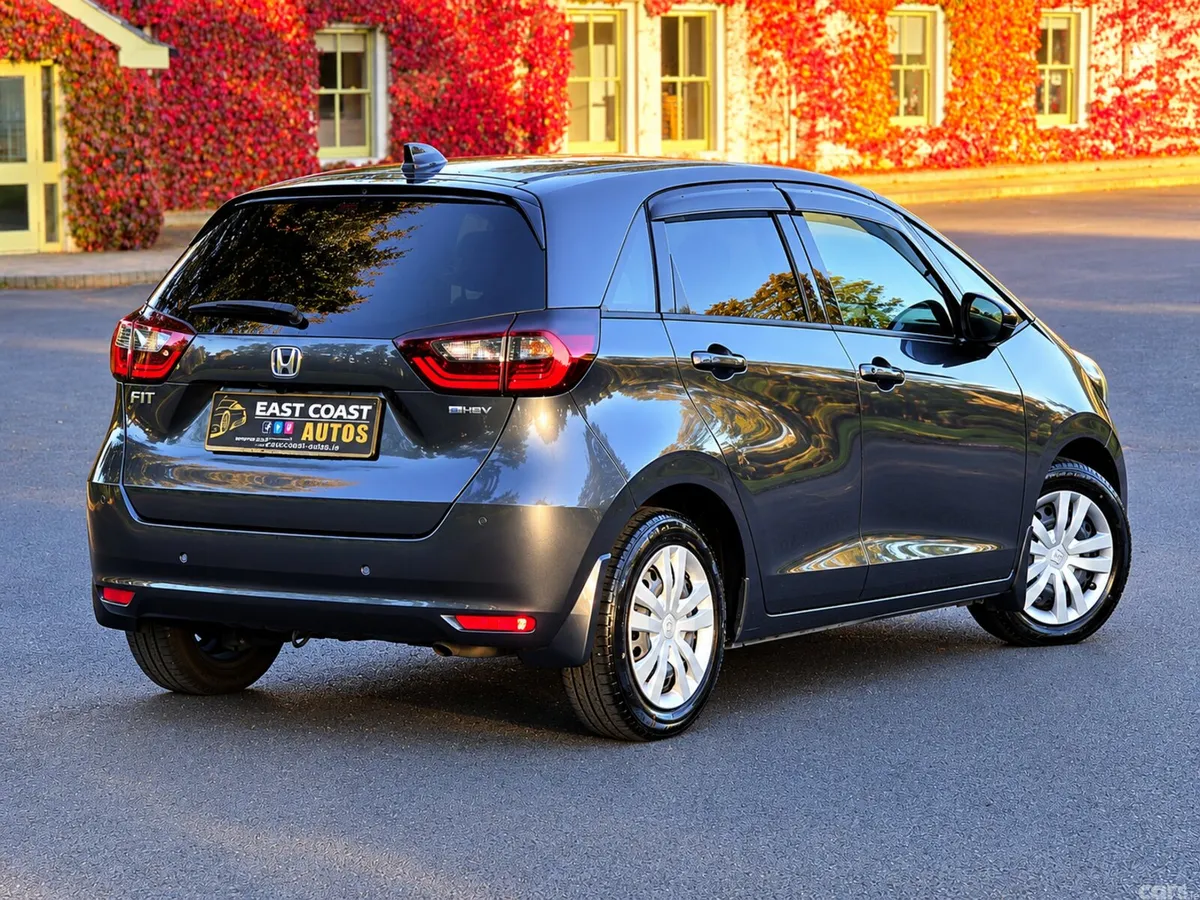 Honda Fit Hatchback, Petrol, 2021, Grey