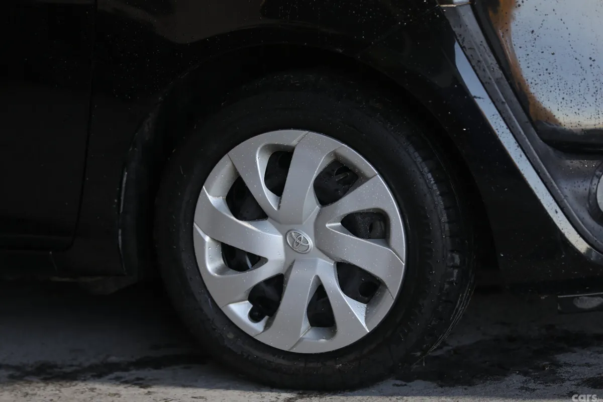 Toyota Sienta Estate, Petrol, 2018, Black