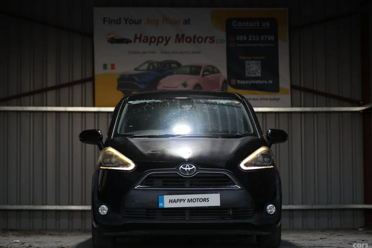 Toyota Sienta Estate, Petrol, 2018, Black