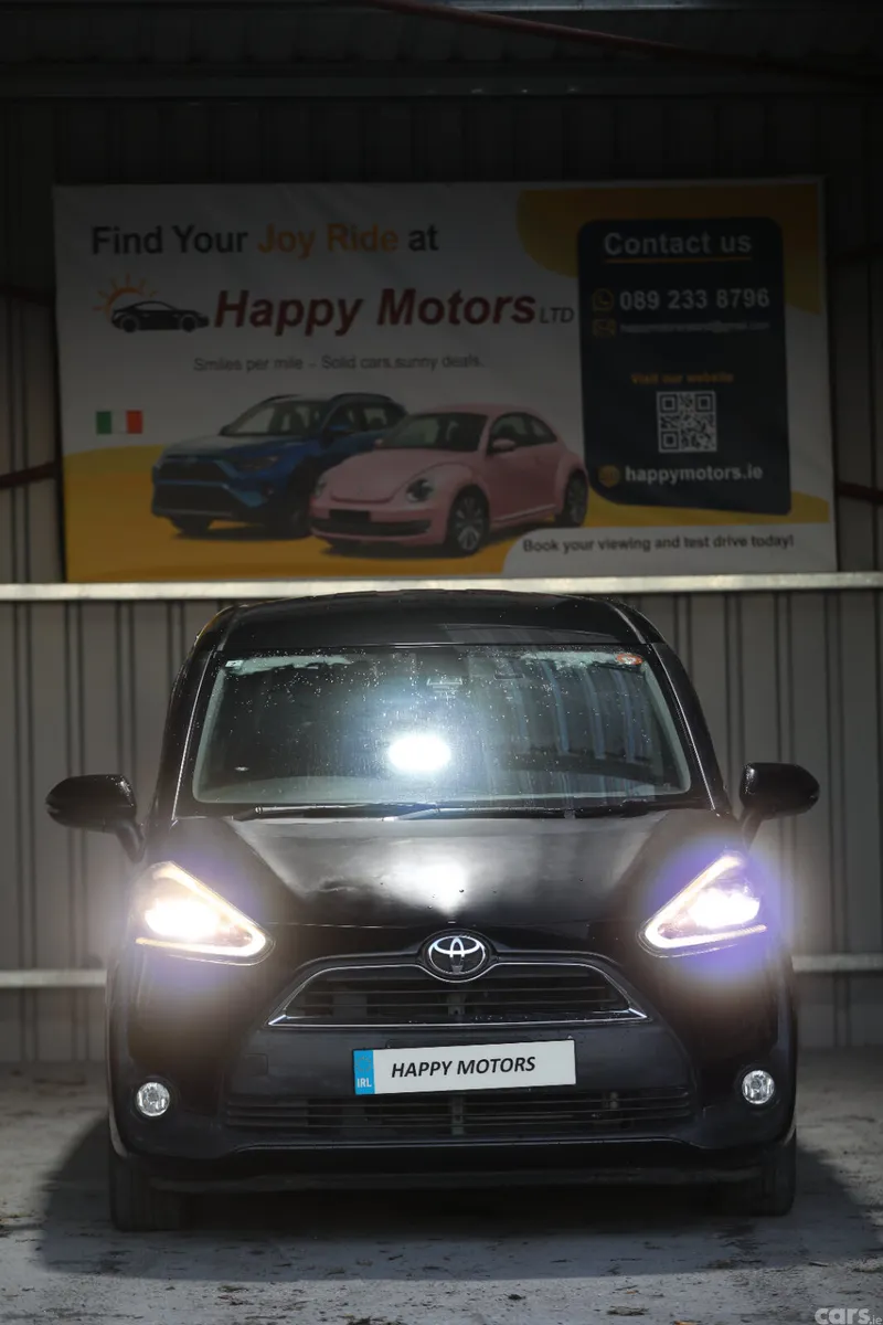Toyota Sienta Estate, Petrol, 2018, Black