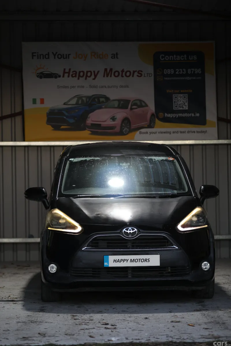 Toyota Sienta Estate, Petrol, 2018, Black