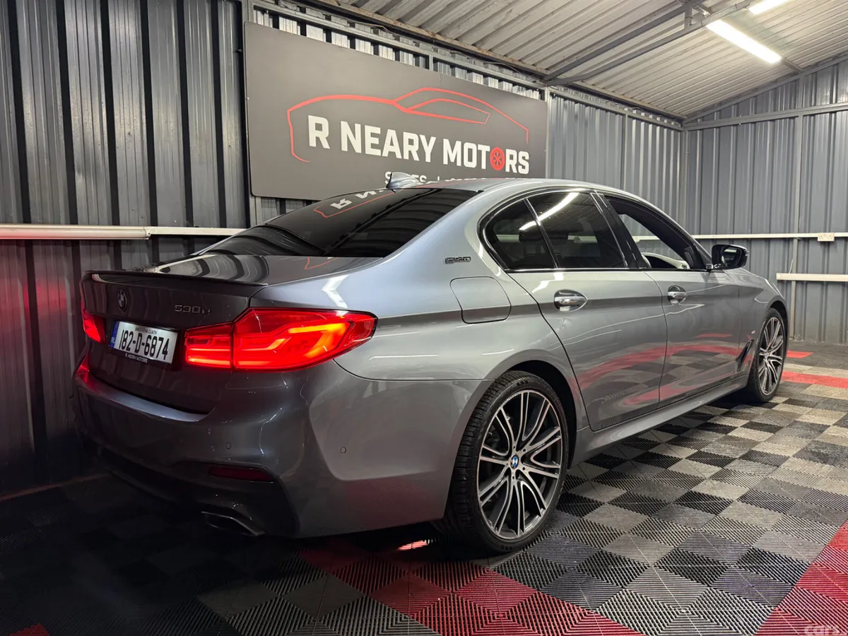 BMW 5-Series Saloon, Petrol Plug-in Hybrid, 2018, Grey