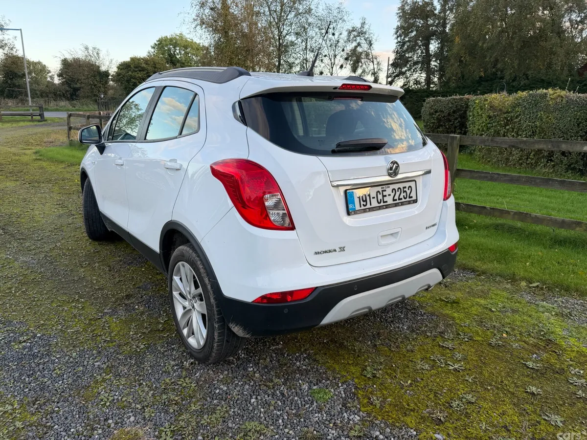 Vauxhall Mokka Hatchback, Petrol, 2019, White