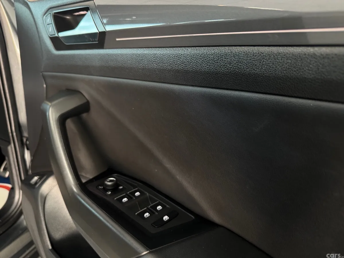 Volkswagen T-Roc SUV, Diesel, 2020, Grey