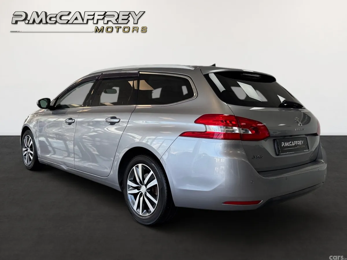 Peugeot 308 Estate, Diesel, 2018, Grey