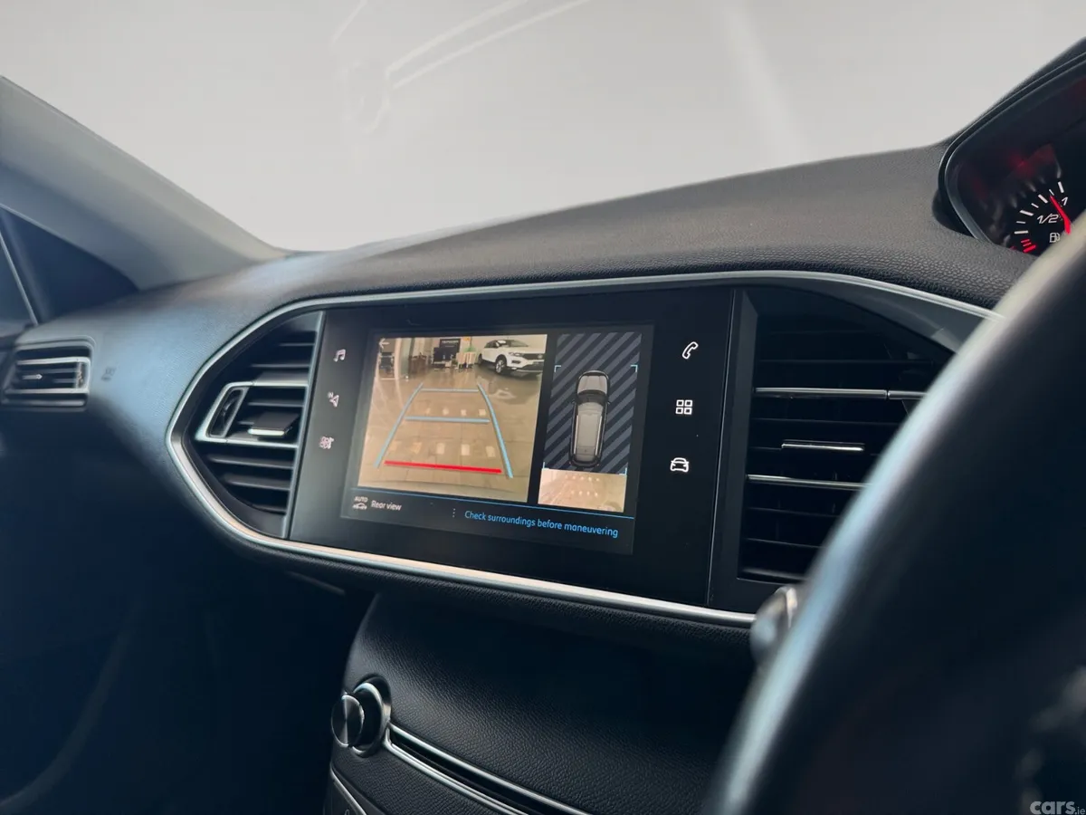 Peugeot 308 Estate, Diesel, 2018, Grey