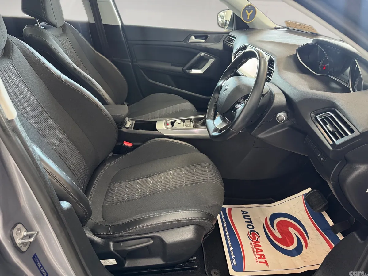 Peugeot 308 Estate, Diesel, 2018, Grey