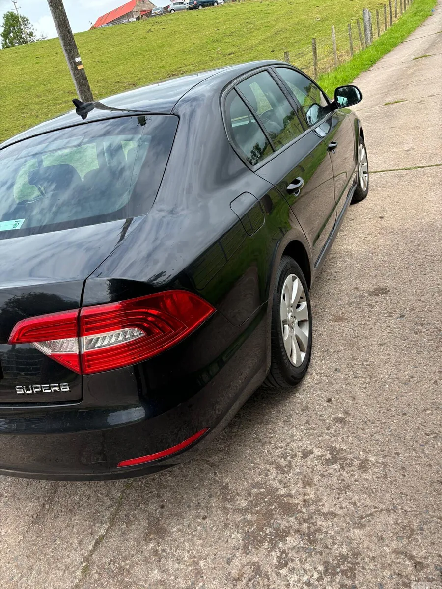 Skoda Superb Hatchback, Diesel, 2015, Black