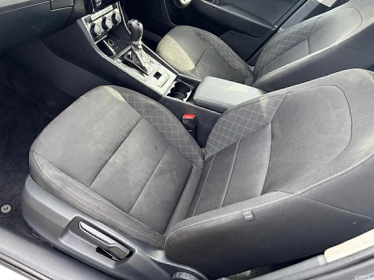 Skoda Superb Hatchback, Diesel, 2016, Silver