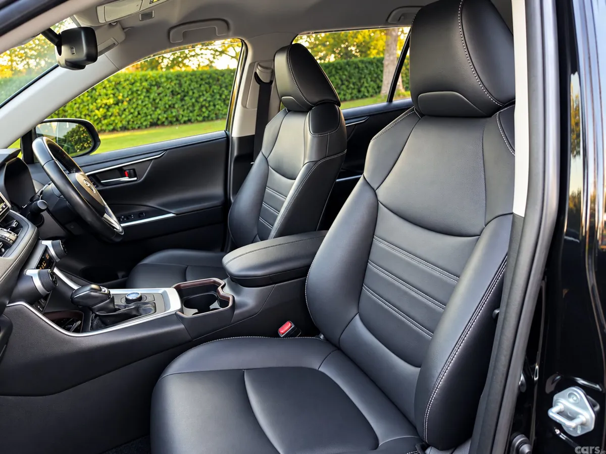 Toyota RAV4 SUV, Petrol Hybrid, 2019, Black