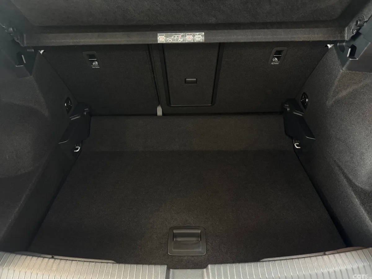 Volkswagen T-Roc SUV, Diesel, 2021, White