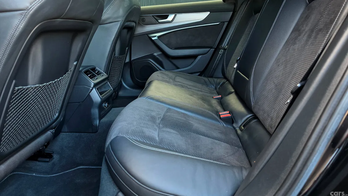 Audi A6 Saloon, Diesel, 2019, Black