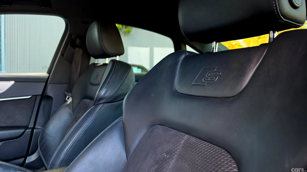 Audi A6 Saloon, Diesel, 2019, Black