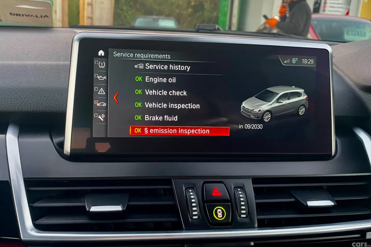 BMW 2-Series Hatchback, Diesel, 2018, Orange