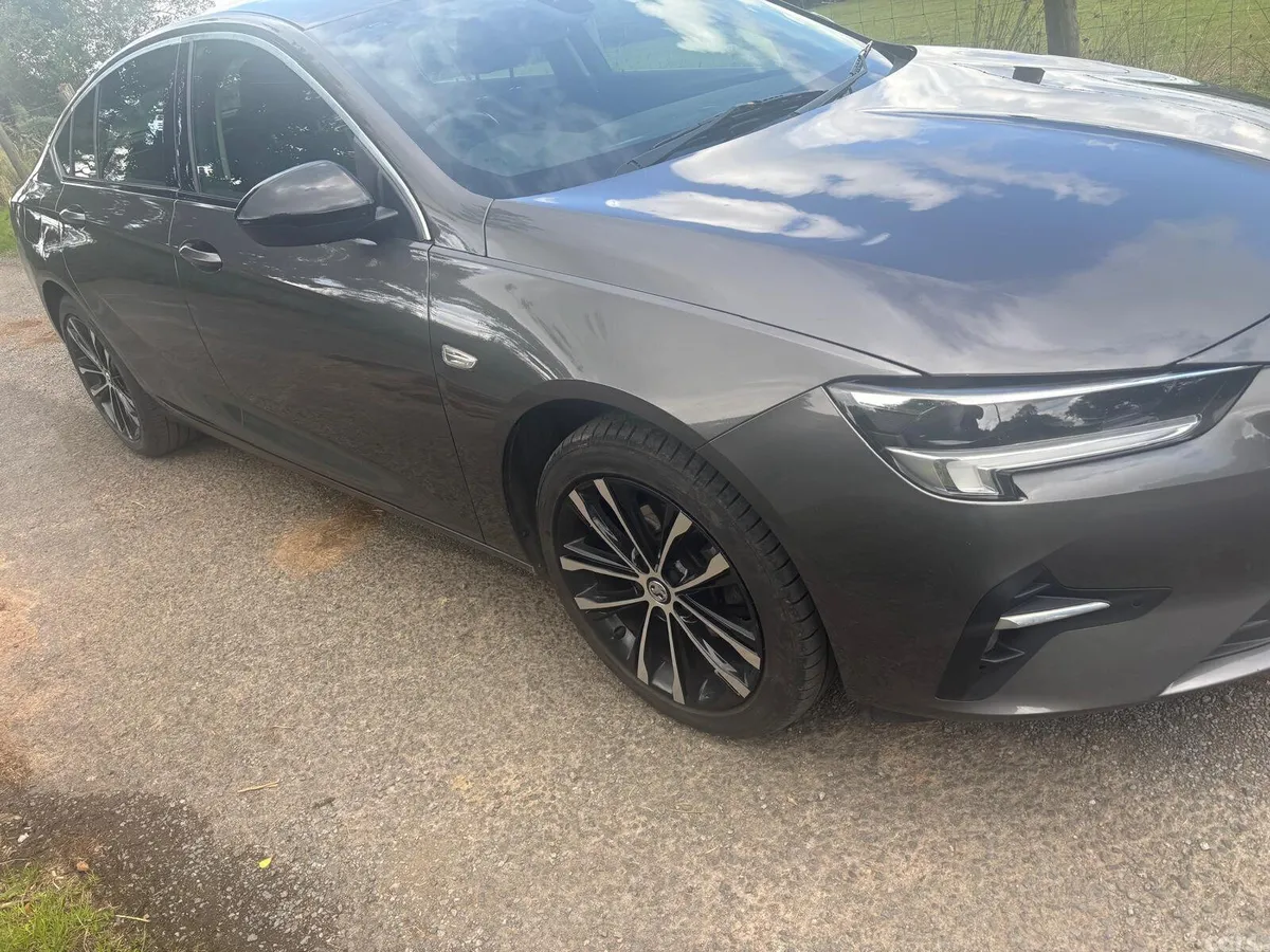 Vauxhall Insignia Hatchback, Diesel, 2022, Grey
