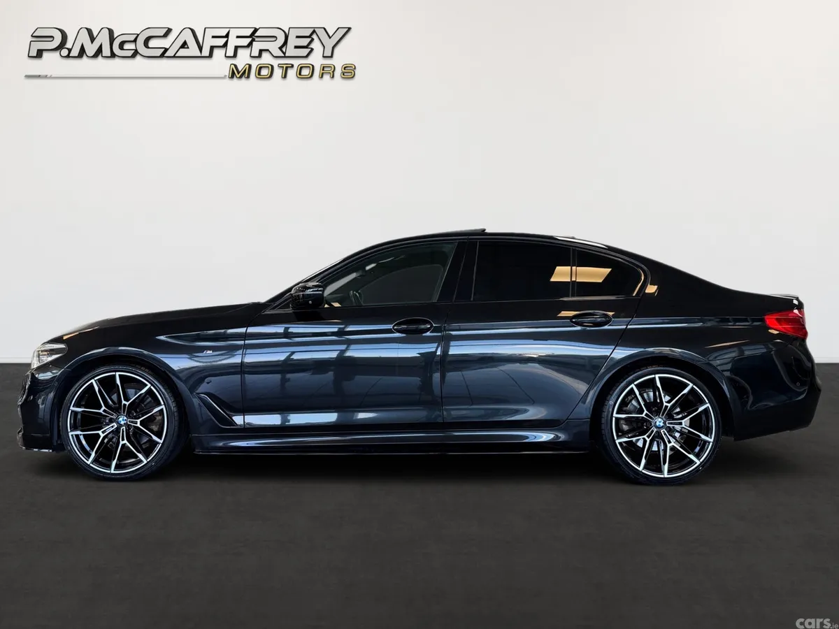 BMW 5-Series Saloon, Diesel, 2019, Black