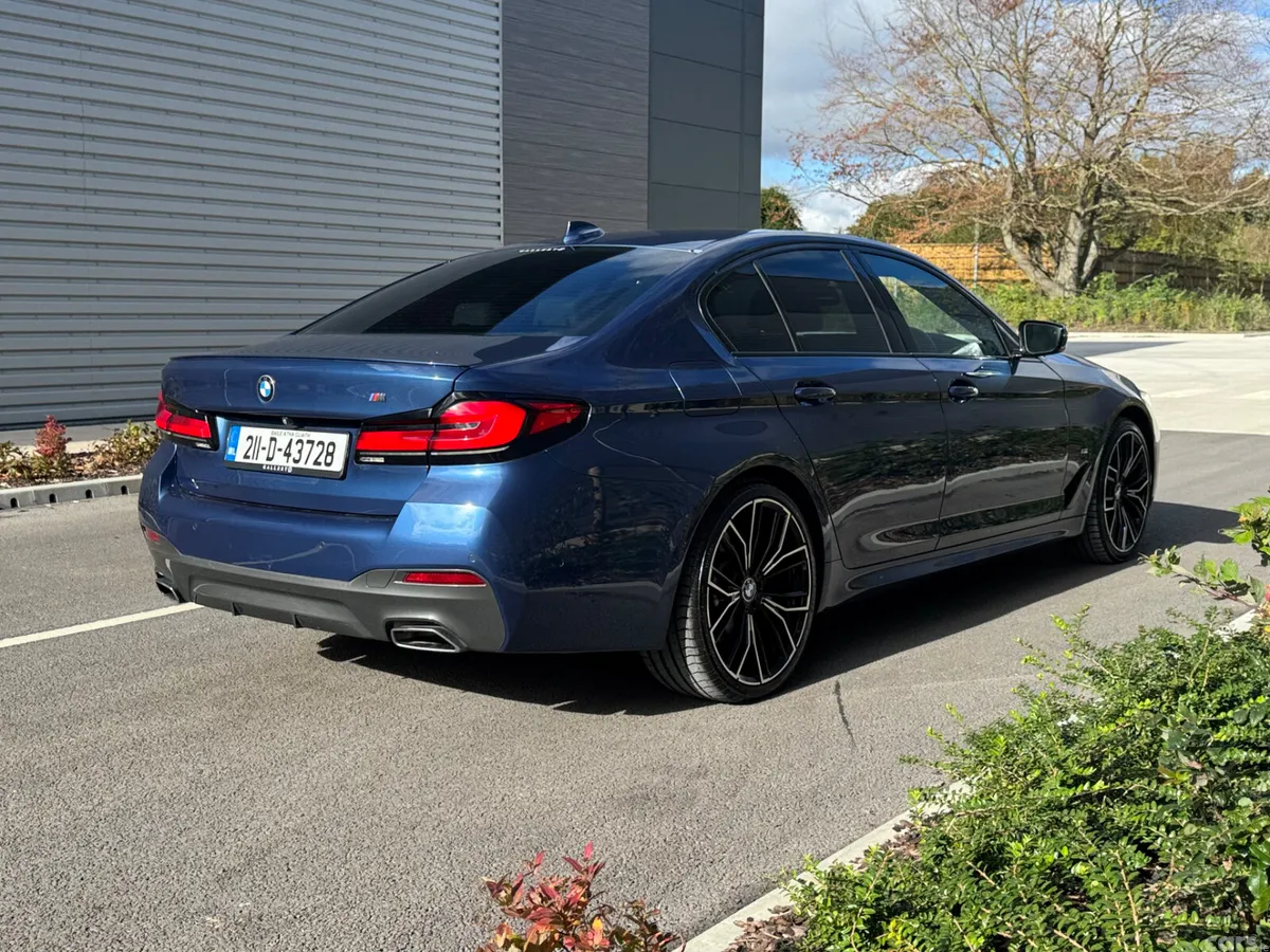 BMW 5-Series Saloon, Petrol Plug-in Hybrid, 2021, Blue