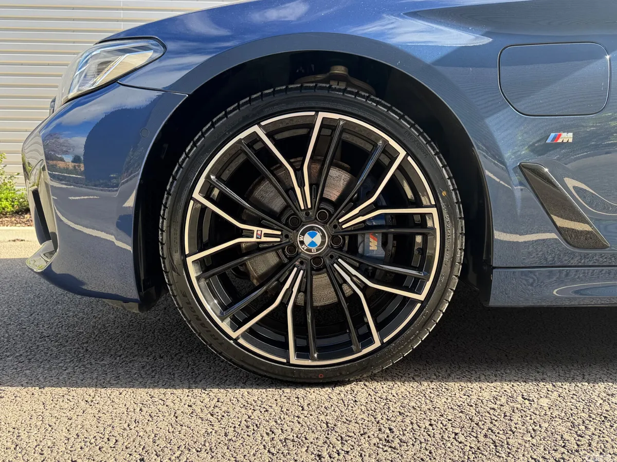 BMW 5-Series Saloon, Petrol Plug-in Hybrid, 2021, Blue