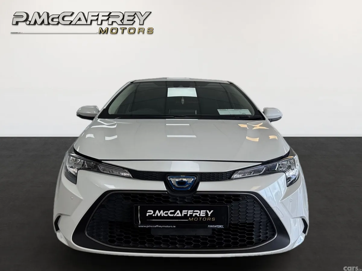 Toyota Corolla Estate, Petrol Hybrid, 2022, White