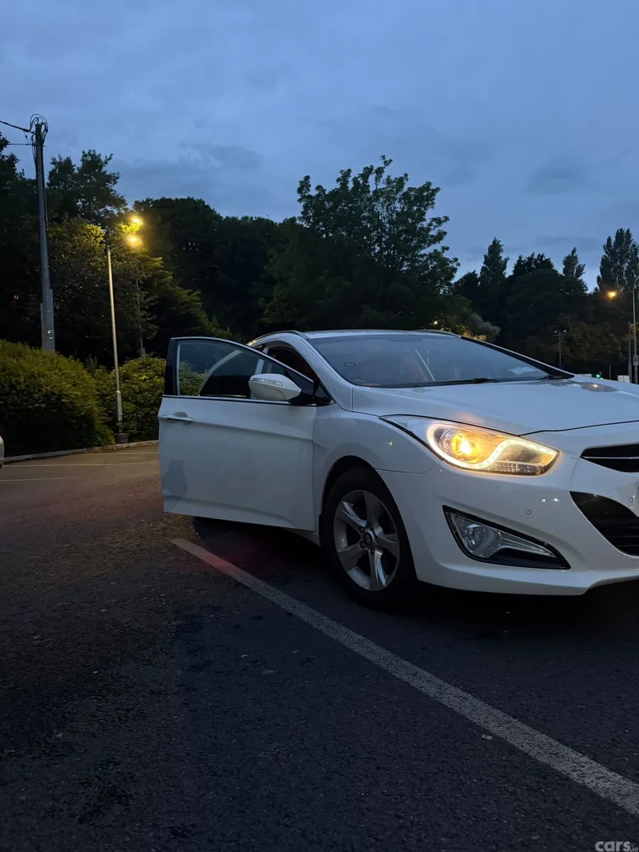 Hyundai i40 Estate, Diesel, 2014, White