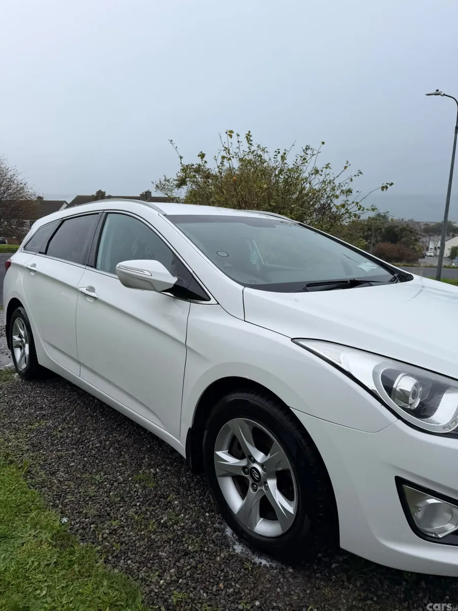 Hyundai i40 Estate, Diesel, 2014, White