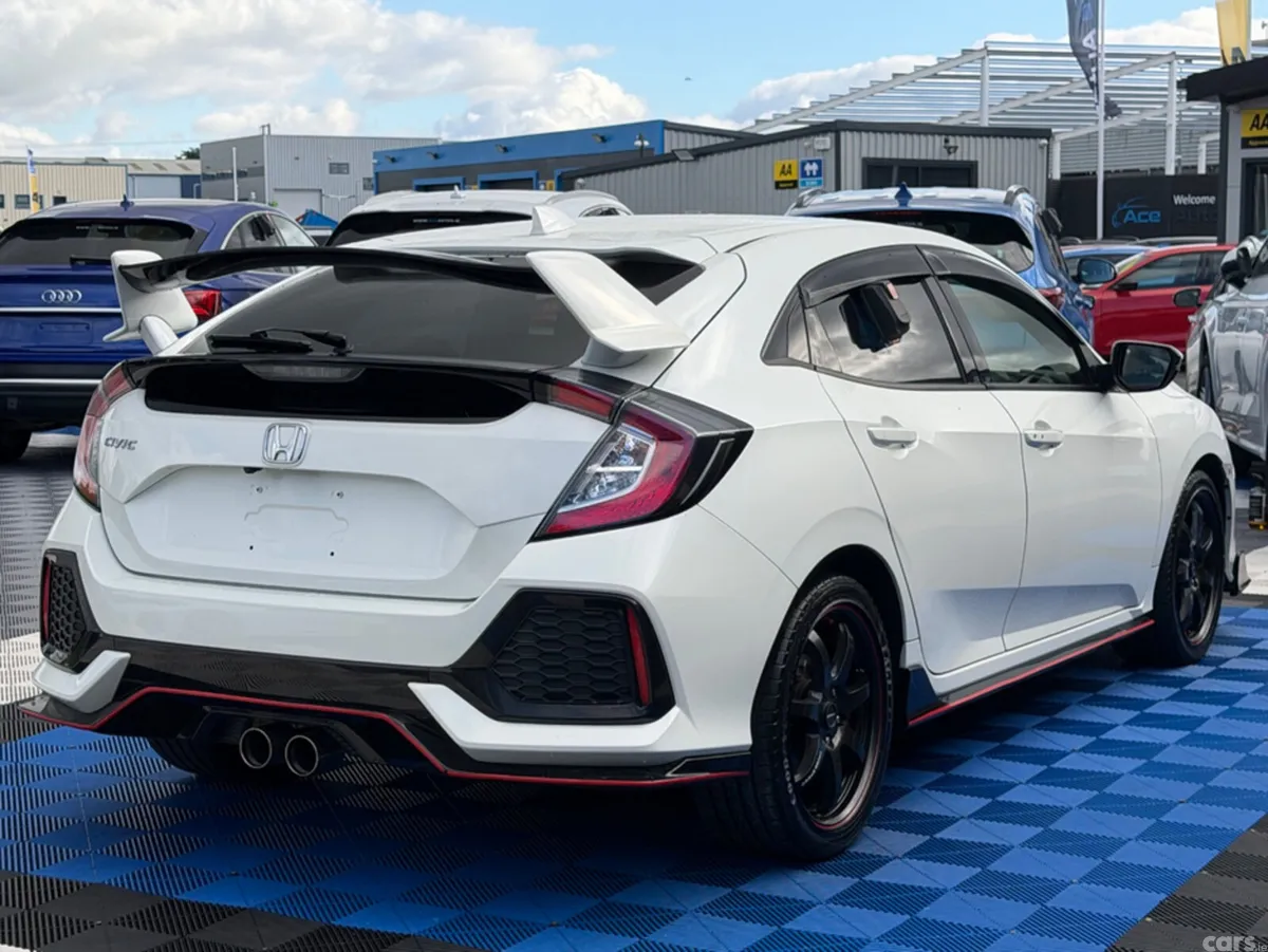 Honda Civic Hatchback, Petrol, 2019, White