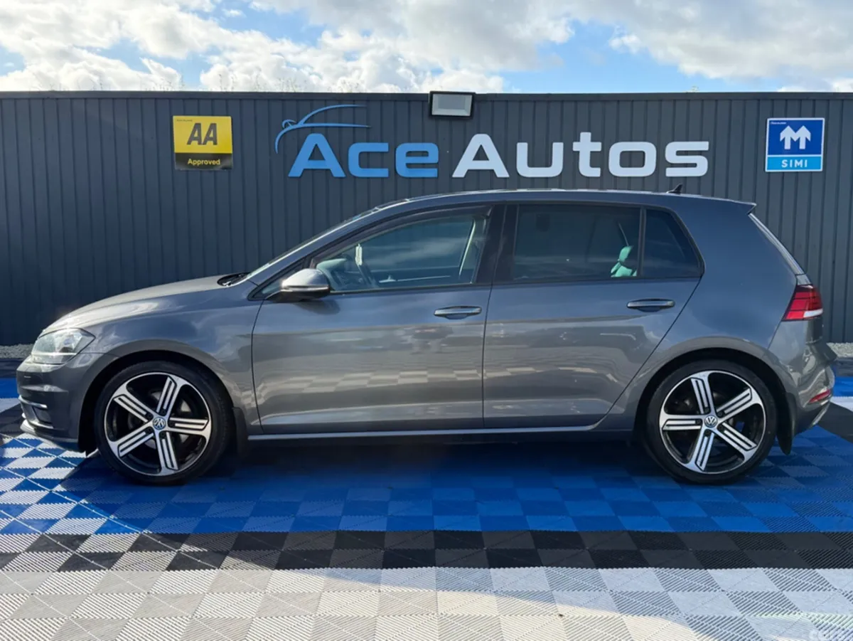 Volkswagen Golf Hatchback, Diesel, 2017, Grey