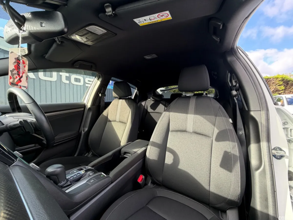 Honda Civic Hatchback, Petrol, 2019, White