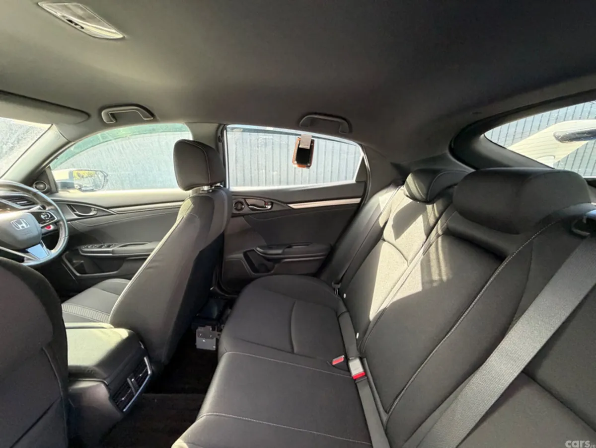 Honda Civic Hatchback, Petrol, 2019, White