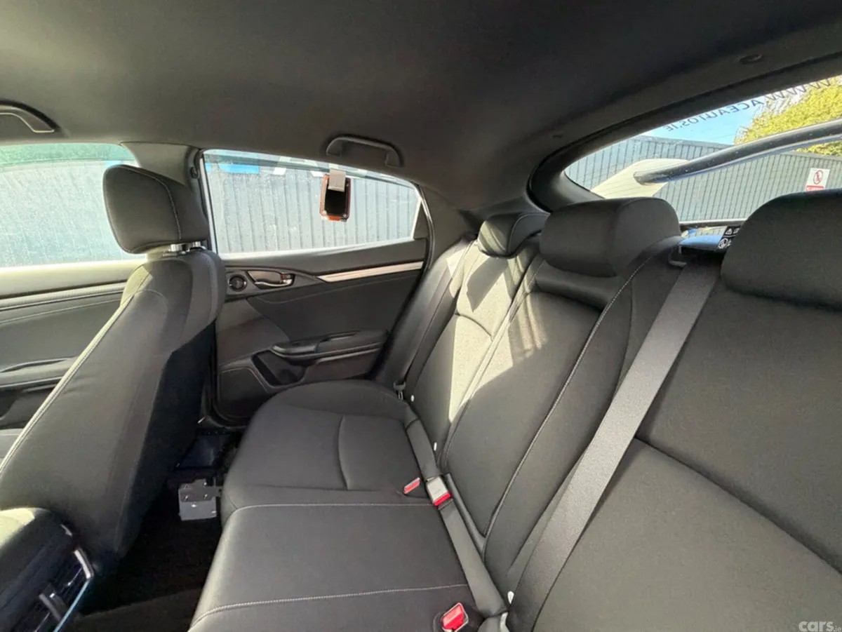 Honda Civic Hatchback, Petrol, 2019, White