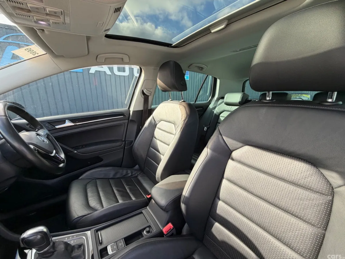 Volkswagen Golf Hatchback, Diesel, 2017, Grey