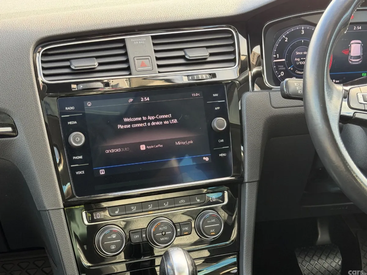 Volkswagen Golf Hatchback, Diesel, 2017, Grey