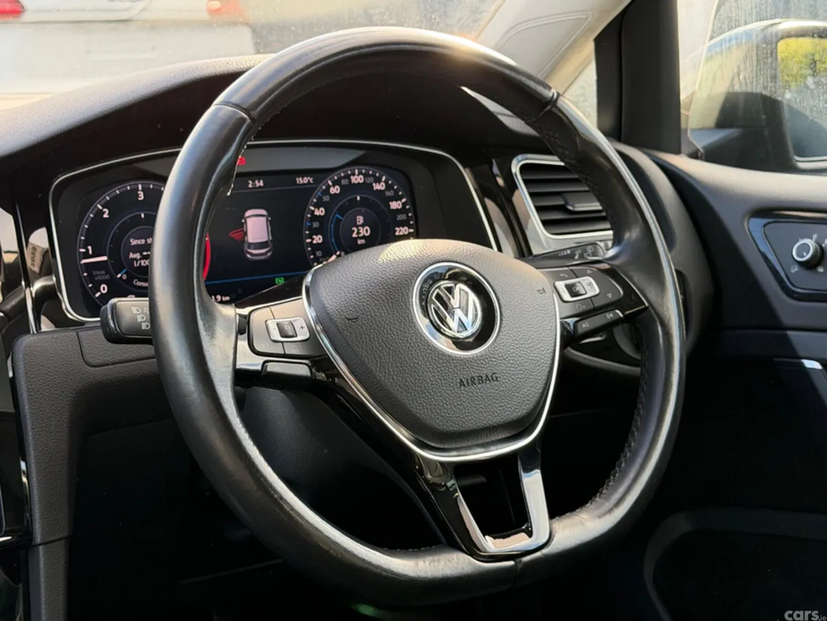 Volkswagen Golf Hatchback, Diesel, 2017, Grey