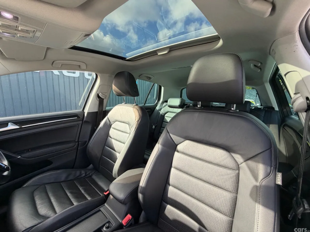Volkswagen Golf Hatchback, Diesel, 2017, Grey