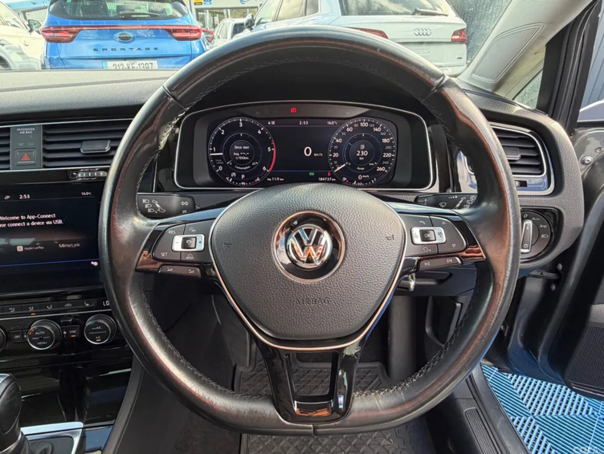 Volkswagen Golf Hatchback, Diesel, 2017, Grey