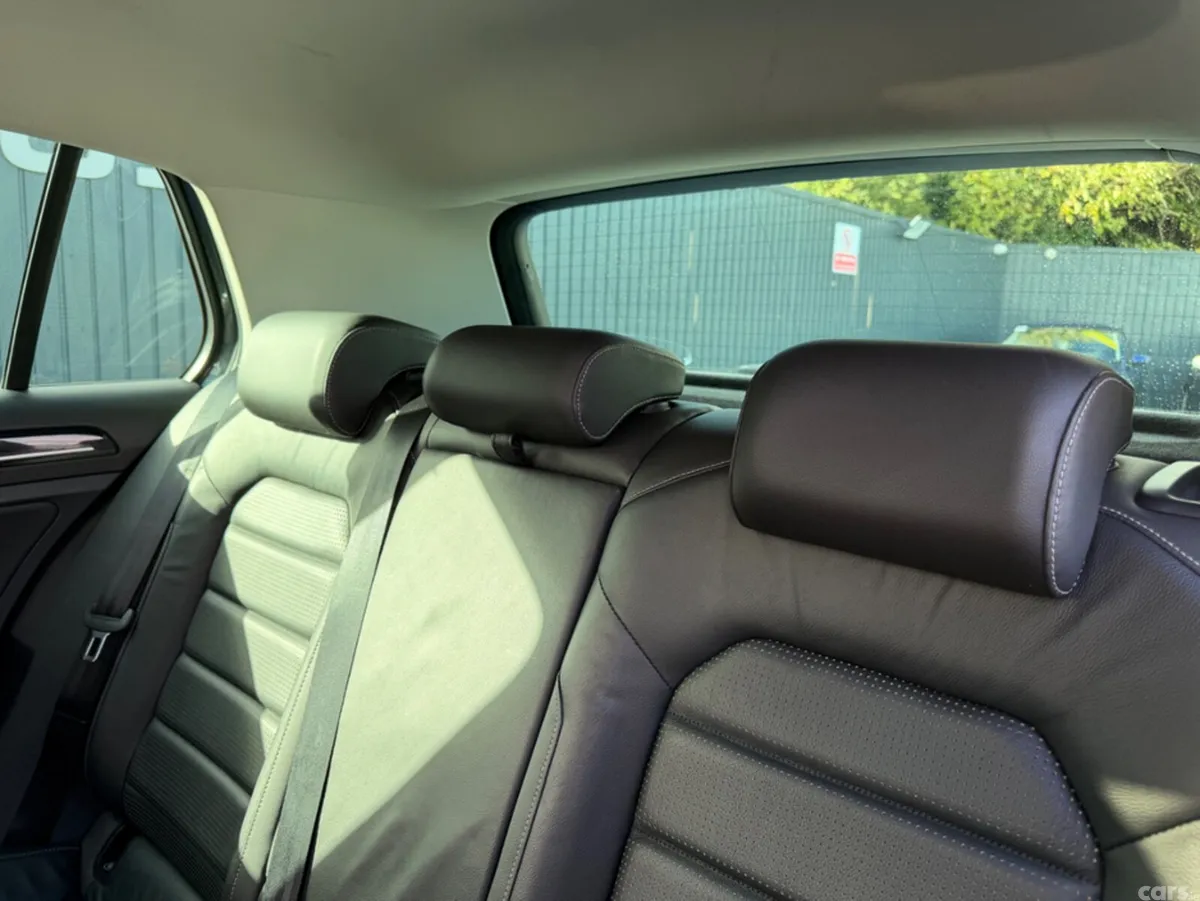 Volkswagen Golf Hatchback, Diesel, 2017, Grey