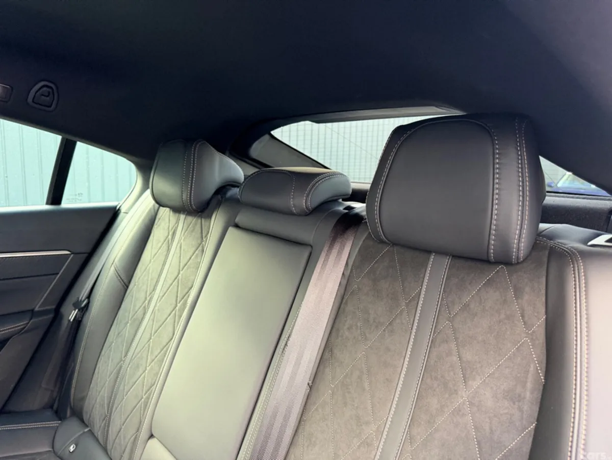 Peugeot 508 Saloon, Diesel, 2019, Red