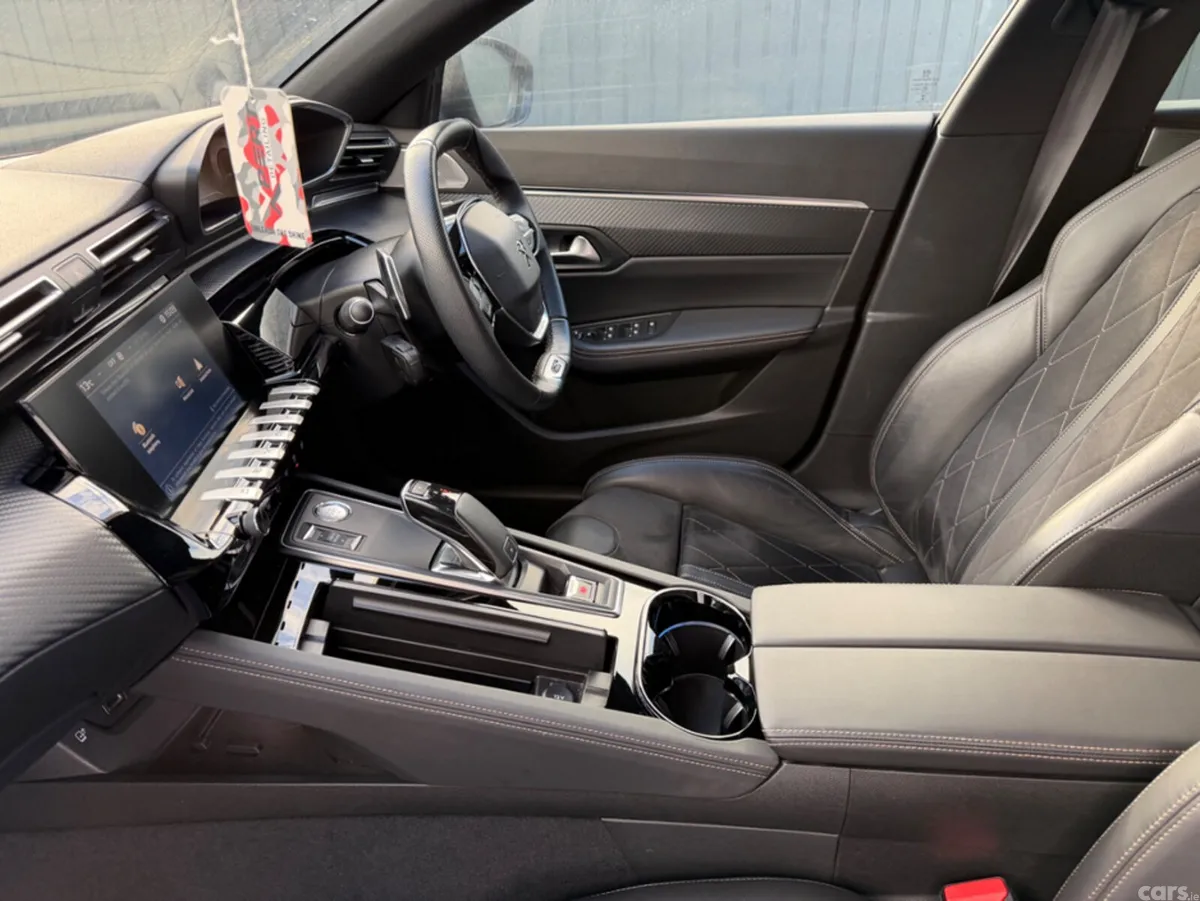 Peugeot 508 Saloon, Diesel, 2019, Red