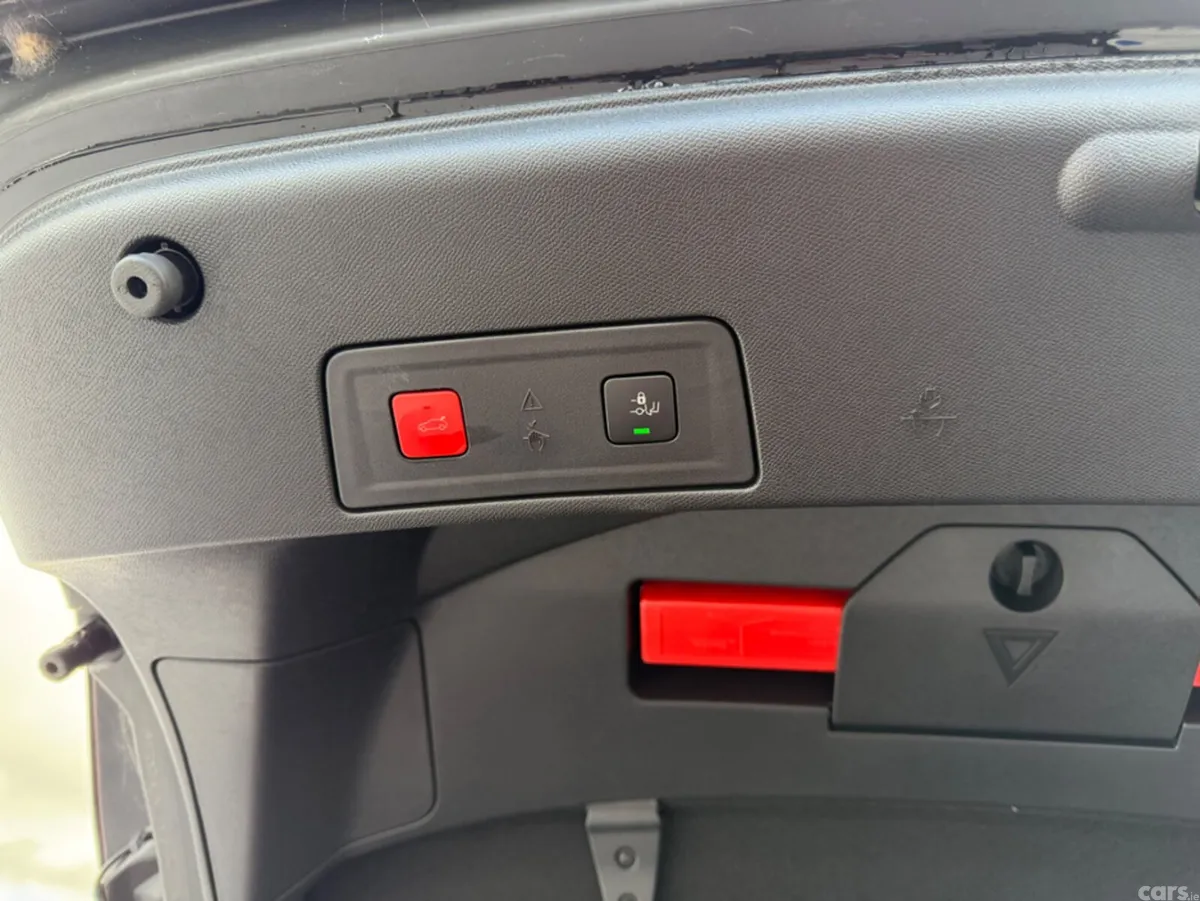 Peugeot 508 Saloon, Diesel, 2019, Red