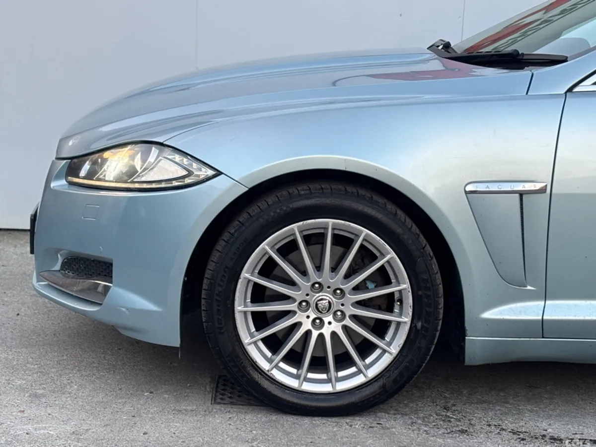 Jaguar XF Saloon, Diesel, 2012, Blue