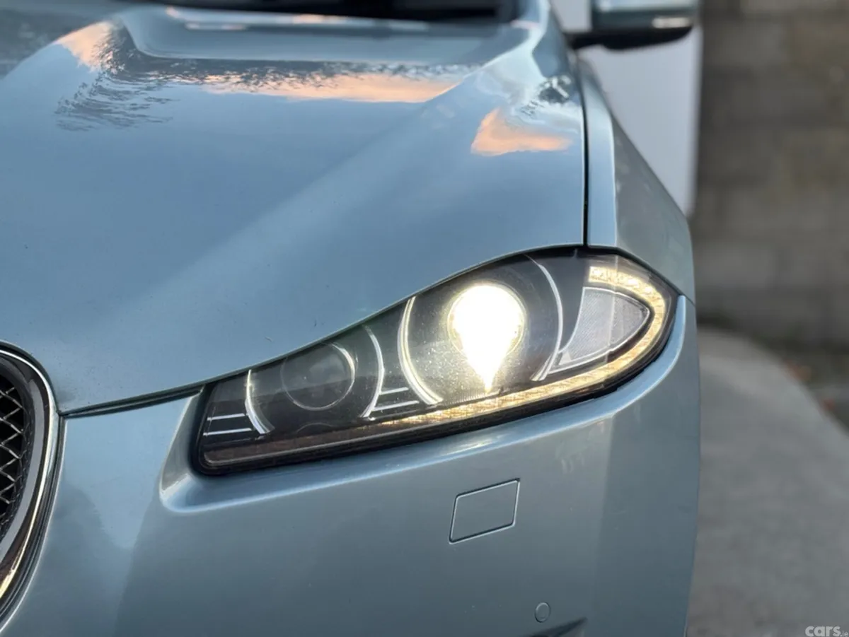 Jaguar XF Saloon, Diesel, 2012, Blue