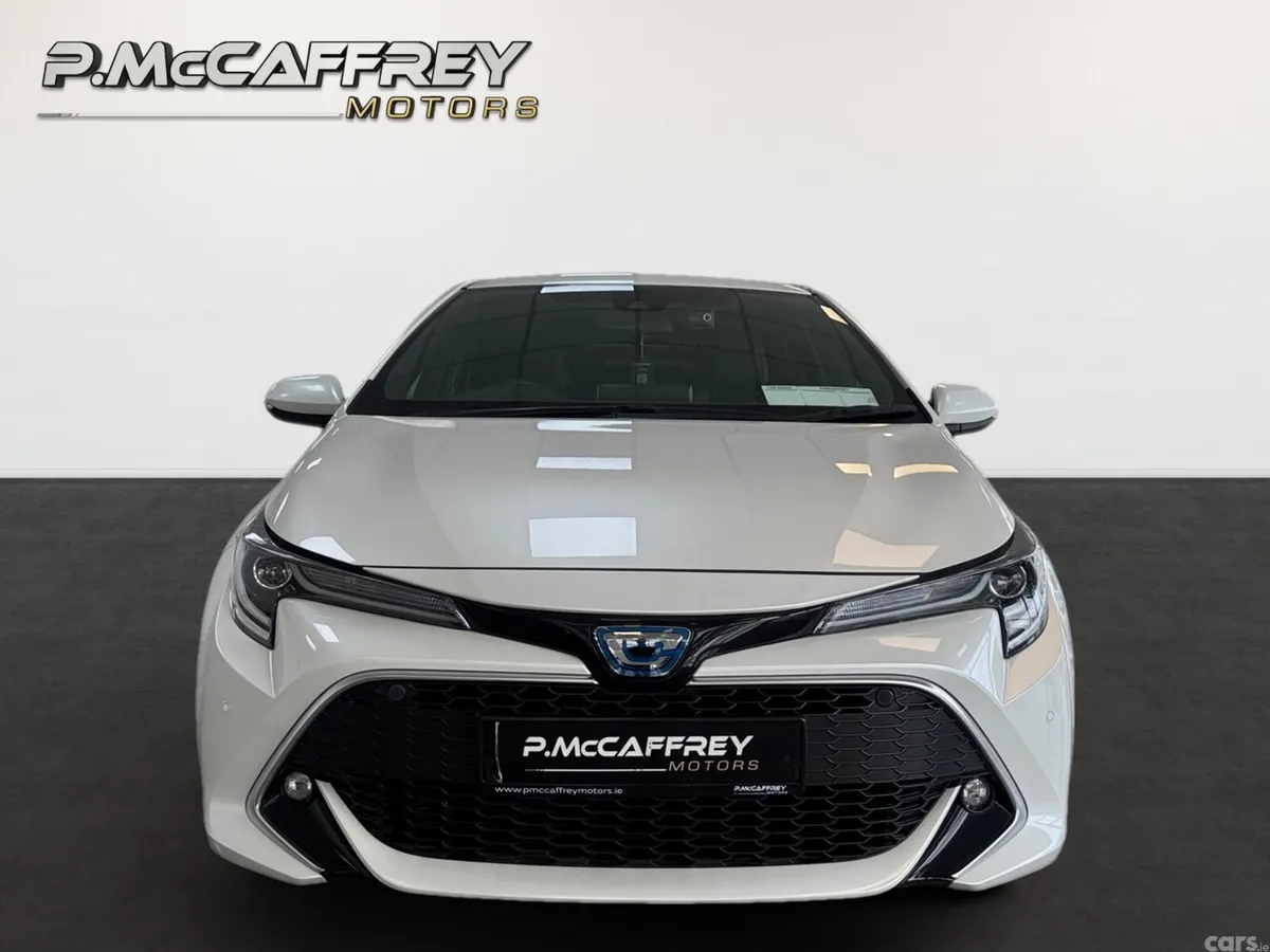 Toyota Corolla Hatchback, Petrol Hybrid, 2021, White