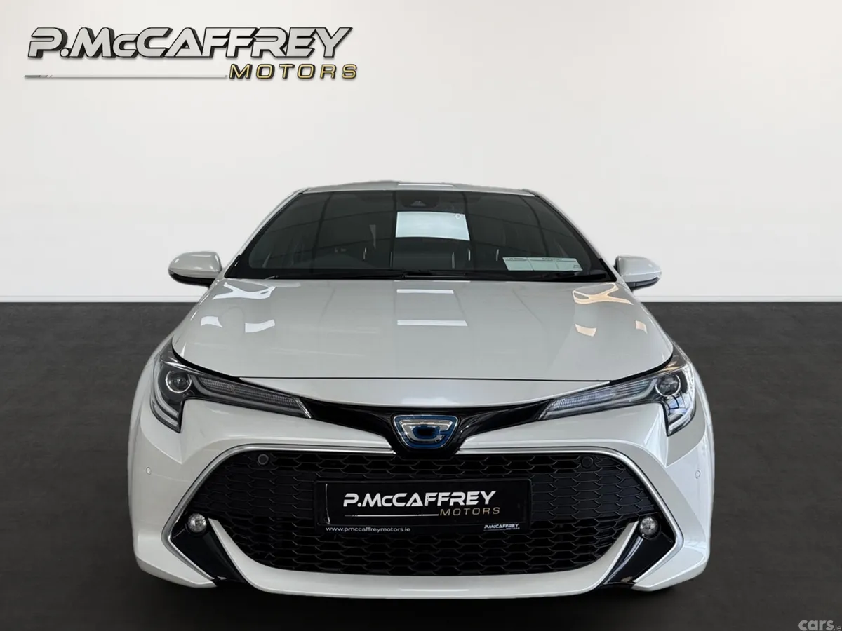 Toyota Corolla Hatchback, Petrol Hybrid, 2021, White