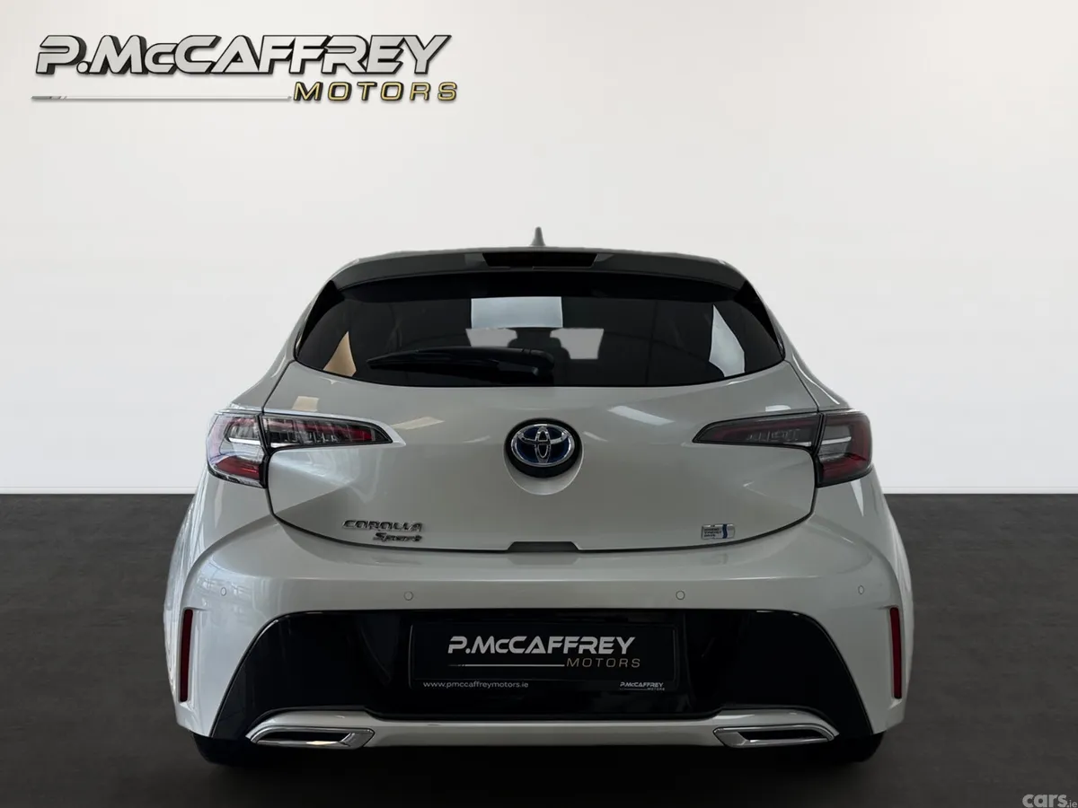 Toyota Corolla Hatchback, Petrol Hybrid, 2021, White