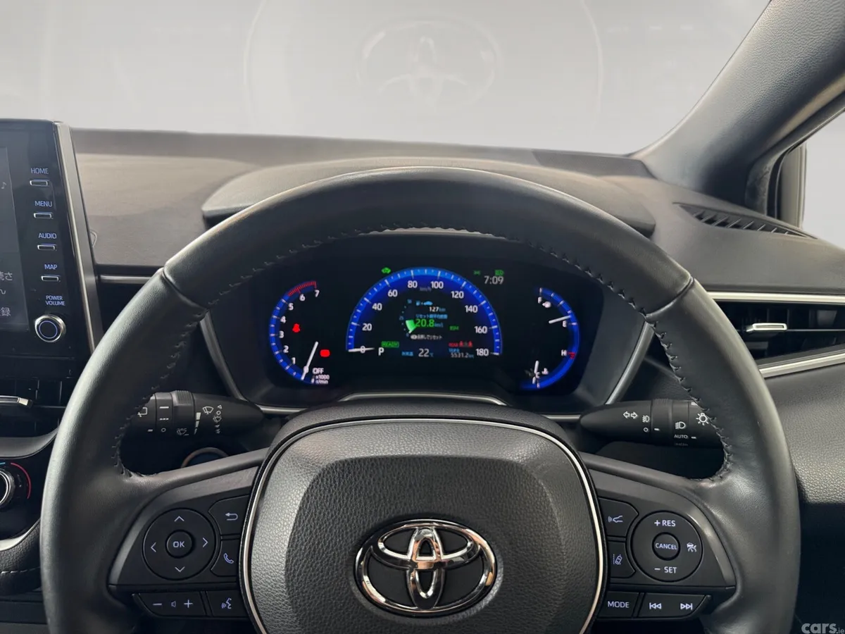 Toyota Corolla Hatchback, Petrol Hybrid, 2021, White