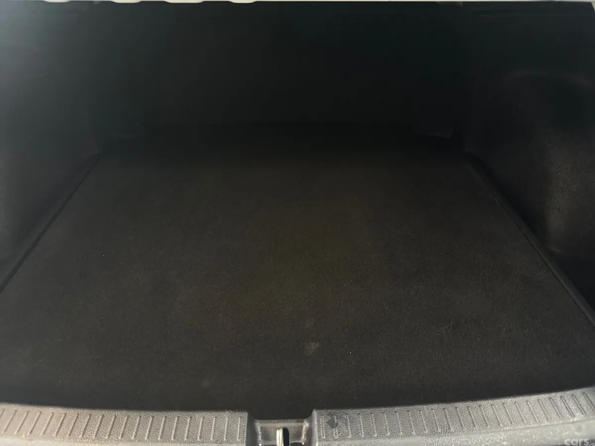 Toyota Corolla Saloon, Petrol Hybrid, 2019, White