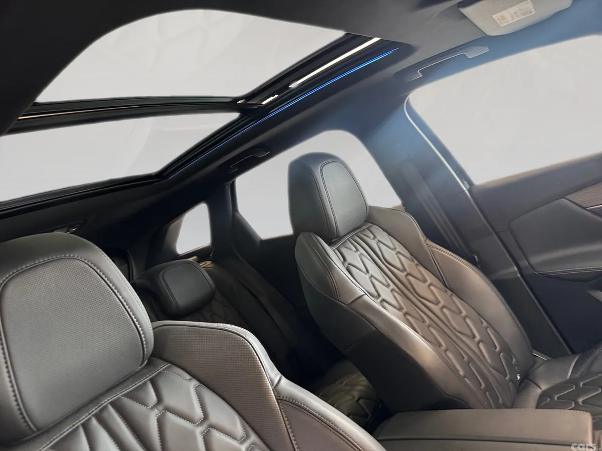 Peugeot 3008 SUV, Petrol Plug-in Hybrid, 2021, Black