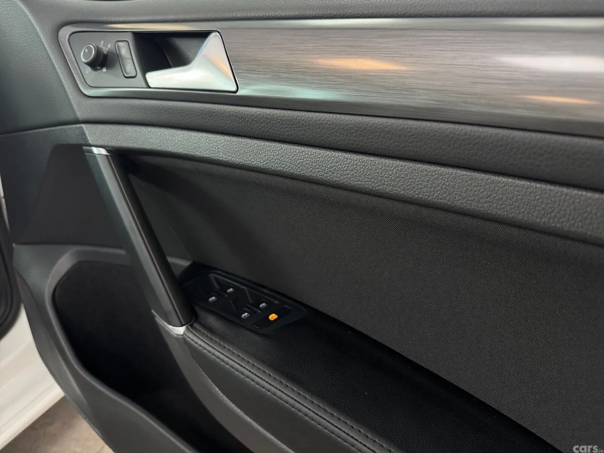 Volkswagen Golf Hatchback, Diesel, 2019, White