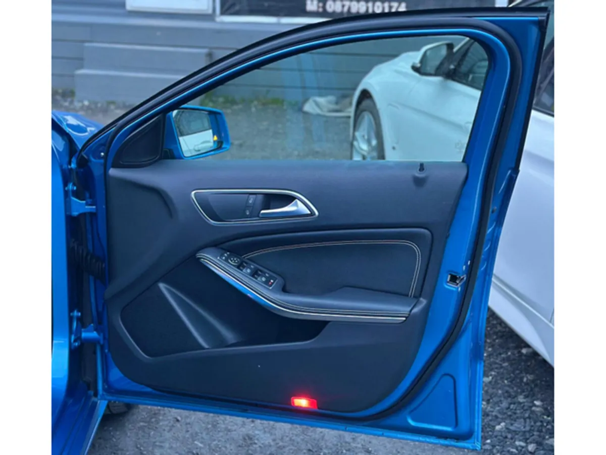 Mercedes-Benz A-Class Hatchback, Petrol, 2014, Blue